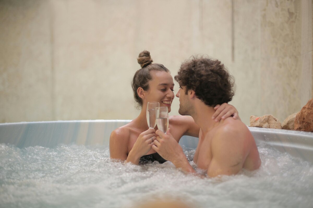 Hotels with Private Jacuzzis in the Room for a Romantic Getaway